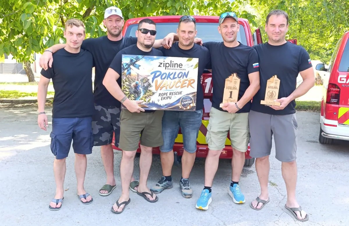krski gasilci zlati v bosni 09