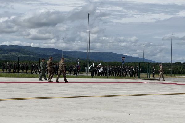 dan-odprtih-vrat-vojasnica-05851C0AB7-43E7-8356-BB74-AD5C104613D1.jpg