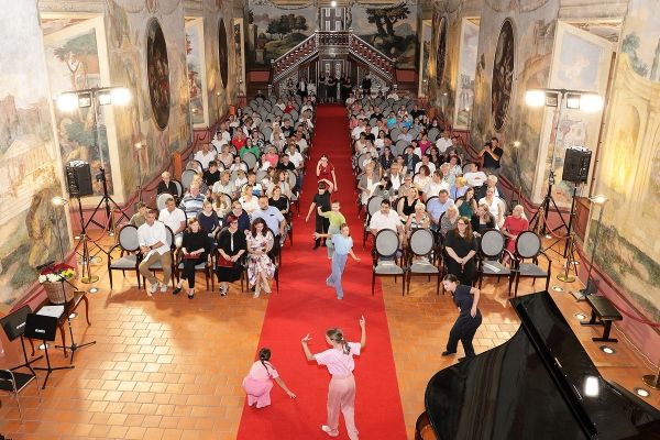 zakljucek-glasbena-sola-brezice-2026-0245705B5A-DB1B-B5BE-0DA4-BCBFDB9FE382.jpg