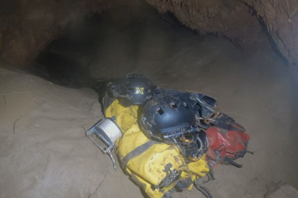 potop-bruhalnik-podjama-oprema2CDF46A6-C3C3-09D2-C872-5DF9CB3B7068.jpg