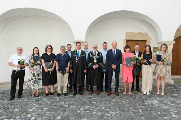 fakulteta-za-energetiko-podelitev-2026-25A70D21DC-0AB7-3CDF-4D07-58B1BCC2DCD1.jpg