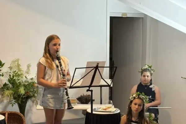 recital-senovo-0165406415-7316-15F2-720F-6F96509A0F72.webp