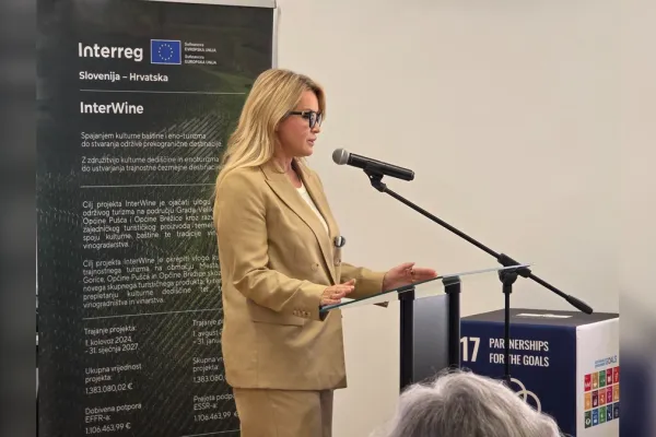 konferenca-turizem-mb-017290C83F-000D-4EC6-0CC1-FC72E8426875.webp