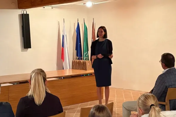 grad-restanj-razstava-07CEACF25B-D788-E42F-D399-2F5818D54B03.webp